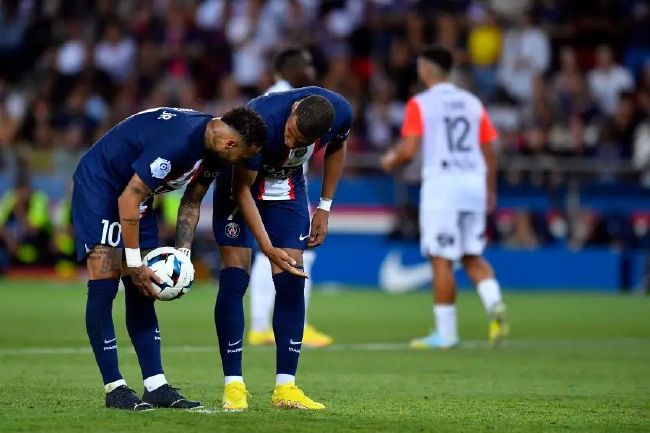 大胸丰满护士hd