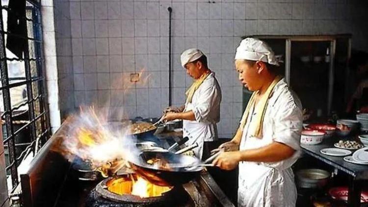 美女扒开腿